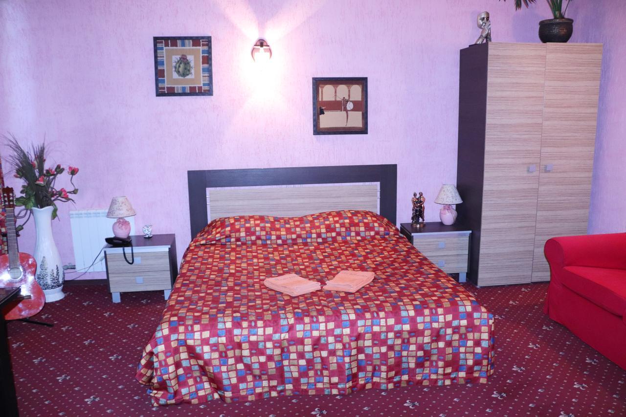 Mexica Guest House Rostov na Donu Dış mekan fotoğraf